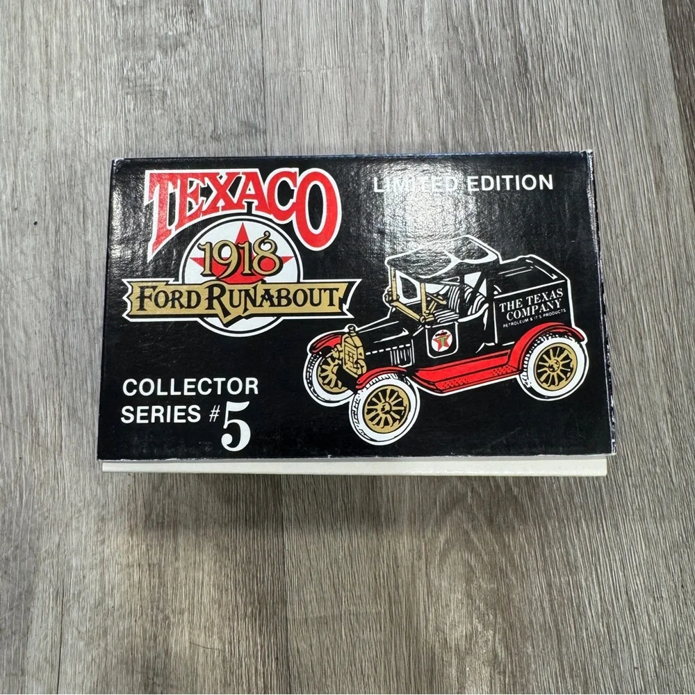 Texaco 1918 Ford Runabout Die Cast Metal Locking Coin Bank With Key Limited